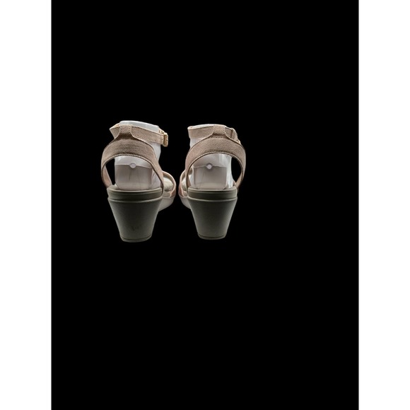 Carlos by Carlos Santana Light Gold Embellished Sandals Size 9 - Picture 4 of 5